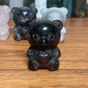Garnet Love Bear Crystal Carving